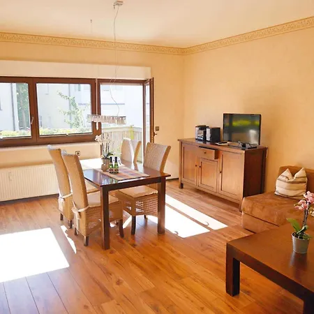Apartment Haus _ Heike *